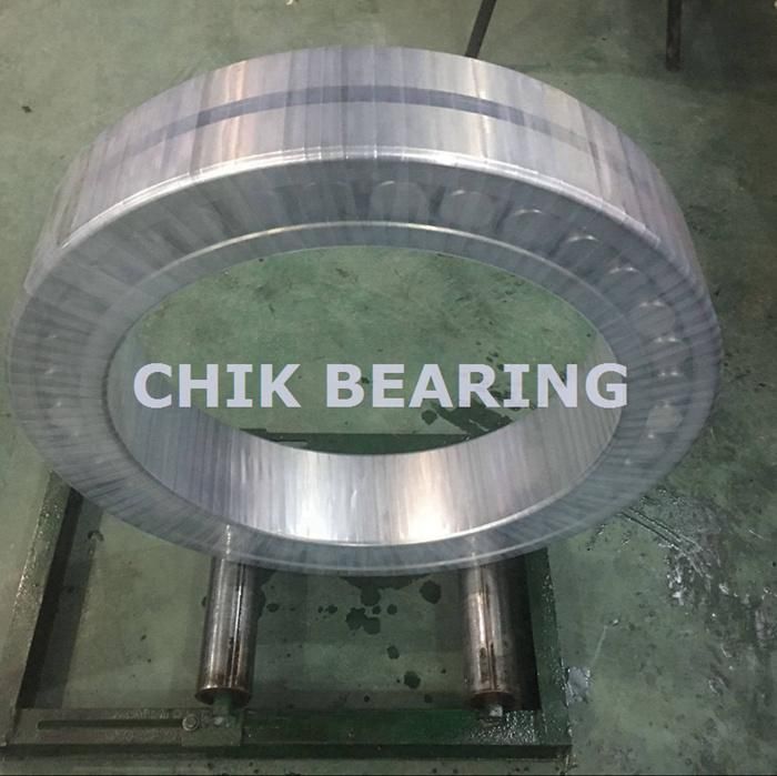 Bearing Factory Supply High Quality Spherical Roller Bearing with Competitive Price (24120CA W33)