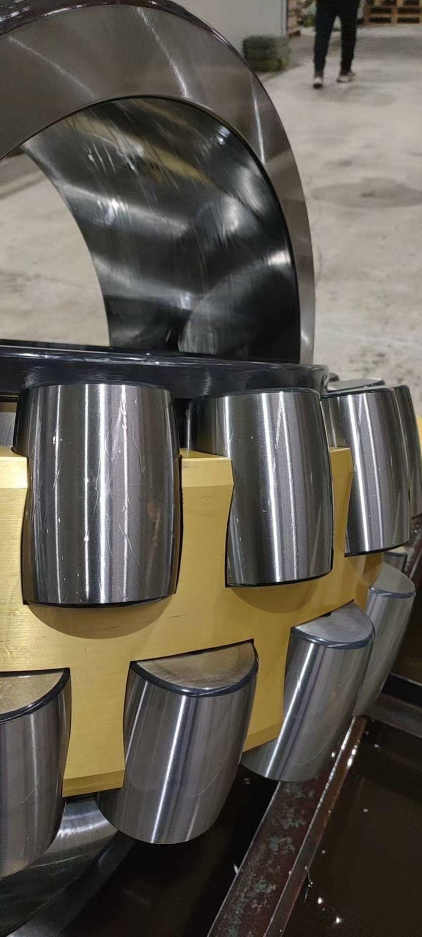 Spherical Roller Bearing 240/710