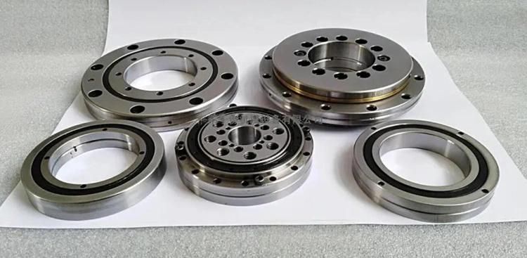 Hru66 35mm High Rigidity of Cylindrical Crossed Roller Bearing with Mounting Holes