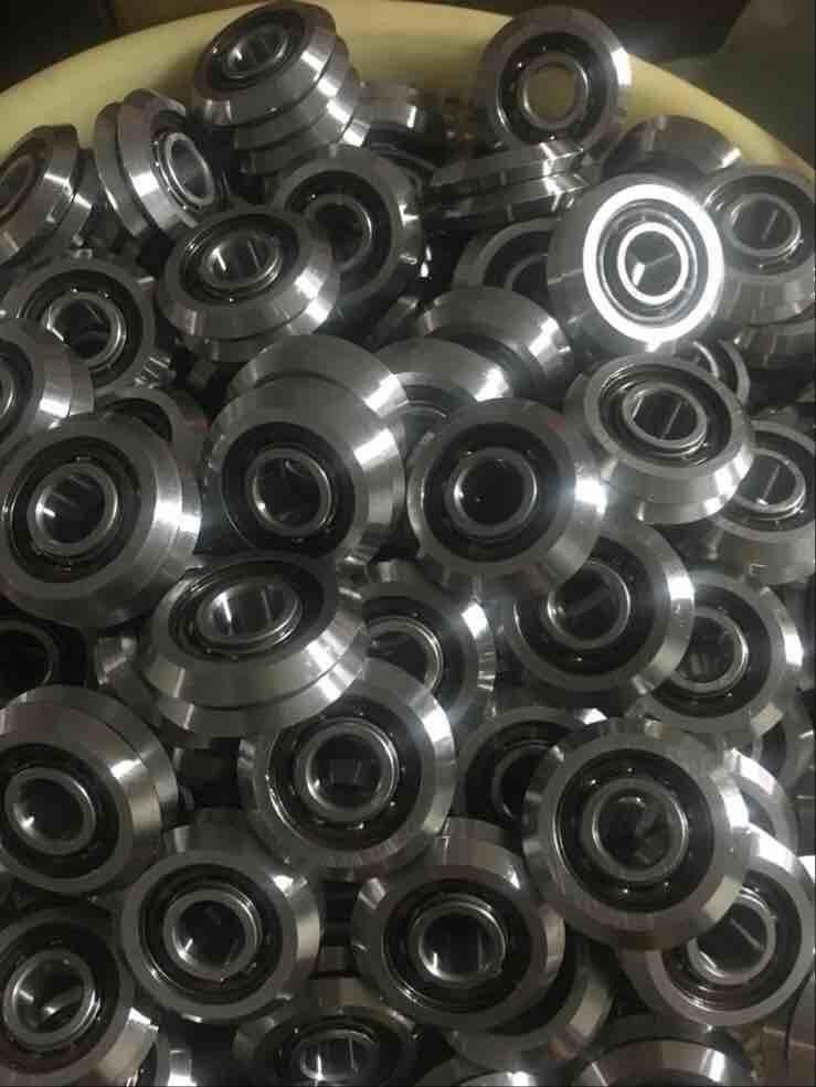 Large in Stock V Groove Wheel Bearing RM2zz RM2 2RS 3/8" Inner Diameter