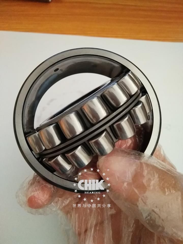 22206 22207 22208 22209 22210 Cc/W33 Ca/W33 MB/W33 Cck/W33 Spherical Roller Bearing